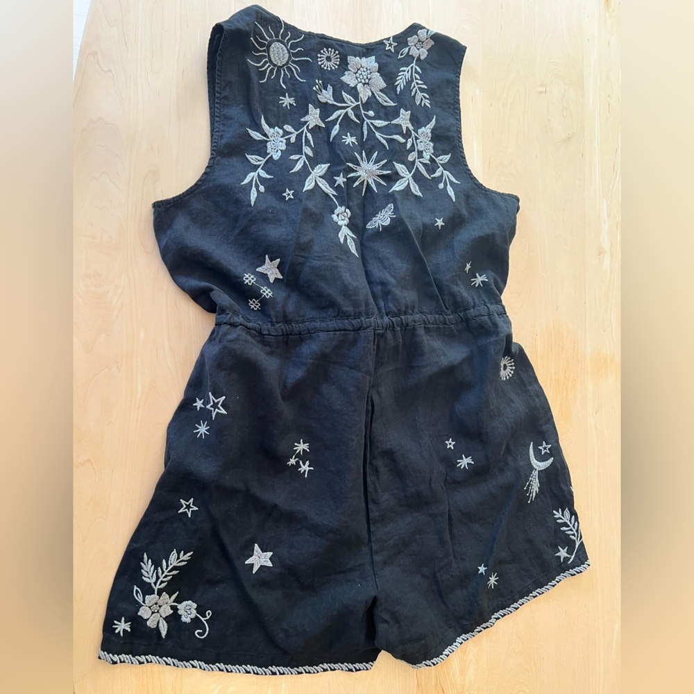 Johnny Was Embroidered Black Mia Sleeveless Linen Romper - Picture 4 of 11